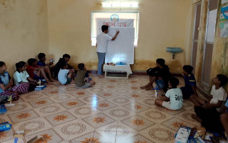 Robotics Workshop at Prarambh Path Evening School