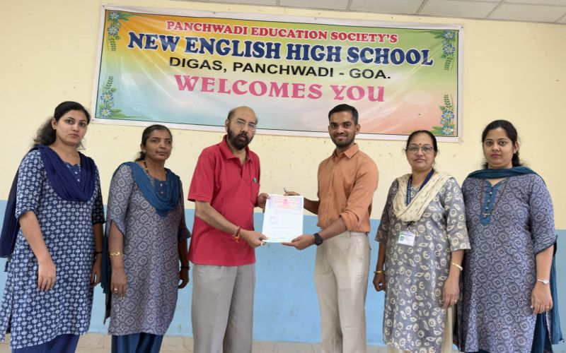 Qurious Mind Signs MoU with P.E.S. New English Primary & High School, Digas to Introduce Robotics & IoT Education Program