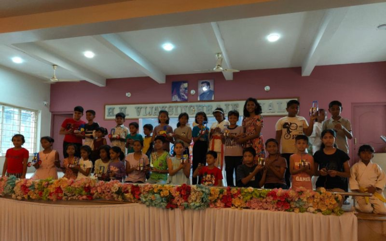 Robotics Workshop in Sangli Sparks Innovation & Hands-on STEM Learning